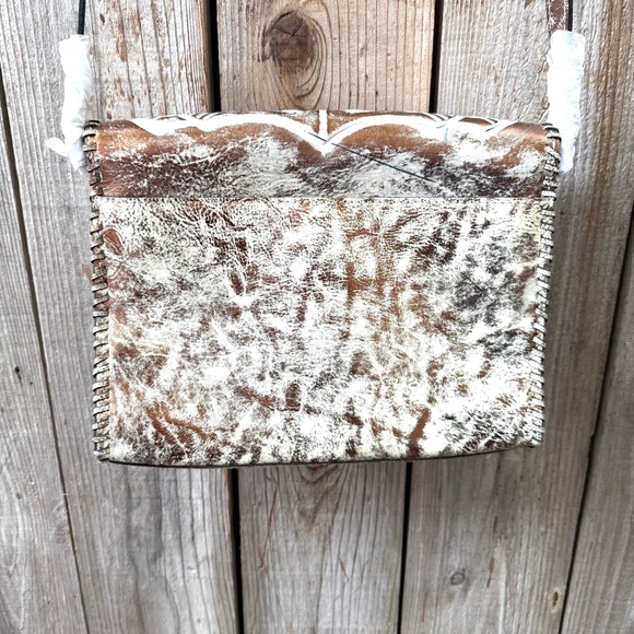 NWOT Patricia Nash Santillana Burnished Tooled Leather Amber Crossbody Bag - Picture 7 of 8